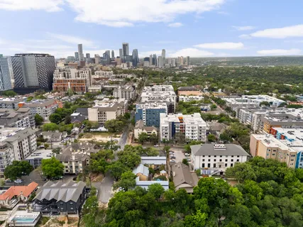 $230,000 | 1000 West 26th Street, Unit 208, Austin, TX 78705