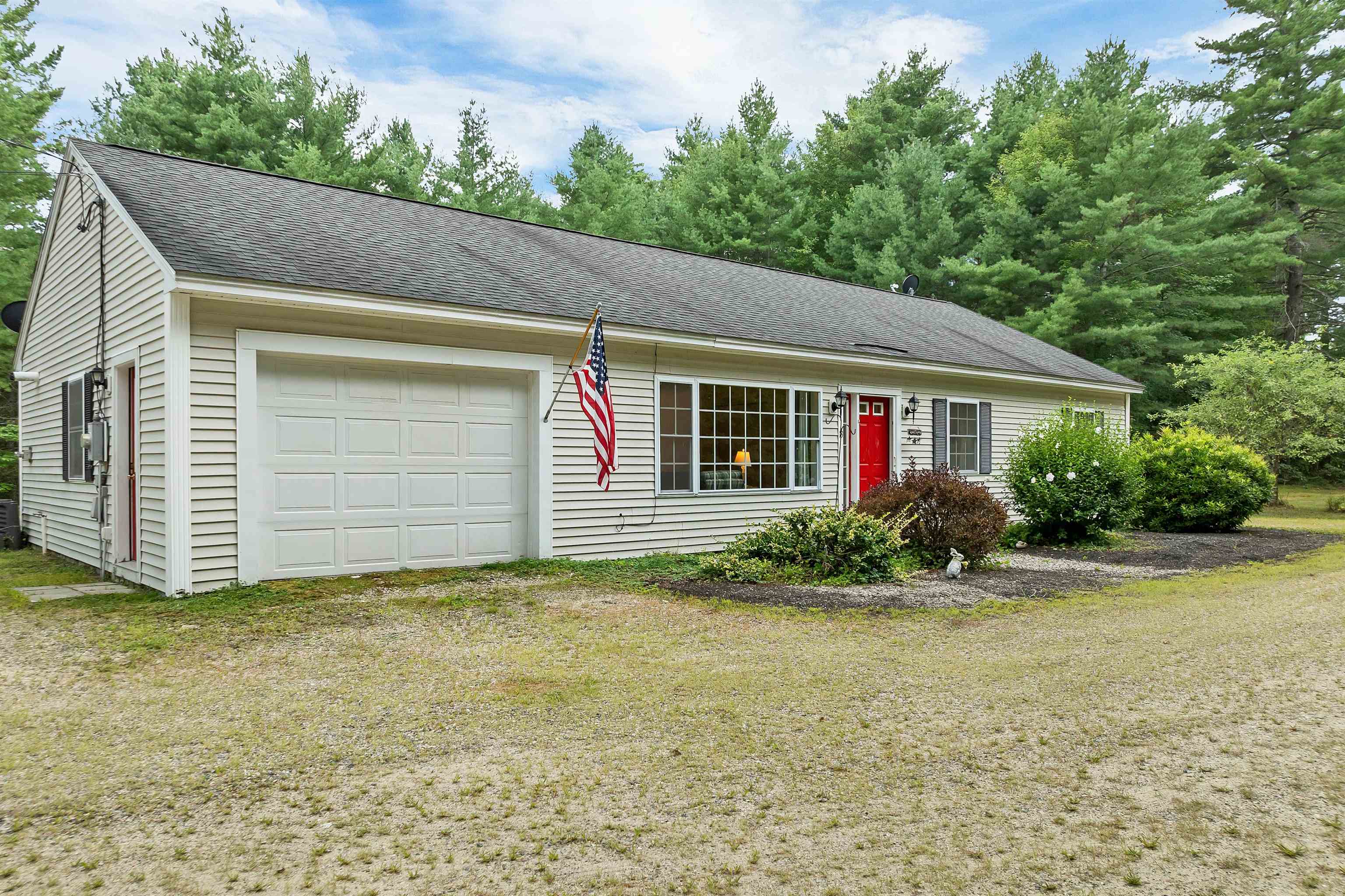 13 Blueberry Road Ossipee, NH 03814 - Photo 1 of 57 Gallery Image 1