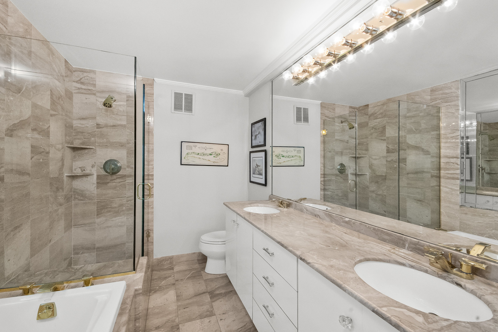 1630 Sheridan Road, Unit 8N Wilmette, IL 60091 - Photo 13 of 22 Gallery Image 13