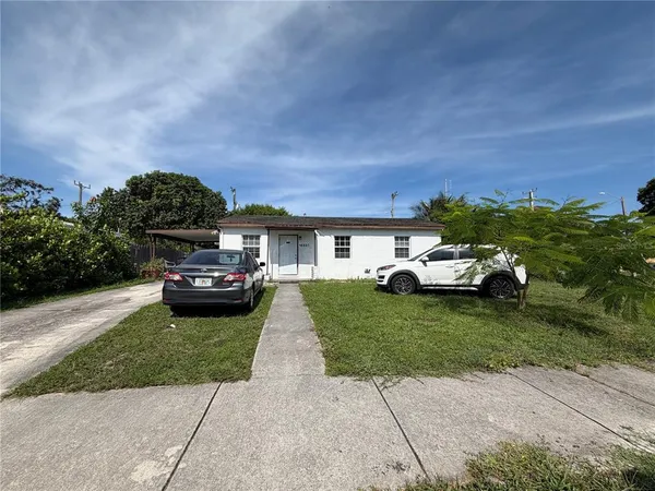 $399,999 | 15331 Northwest 27th Place, Opa-Locka, FL 33054