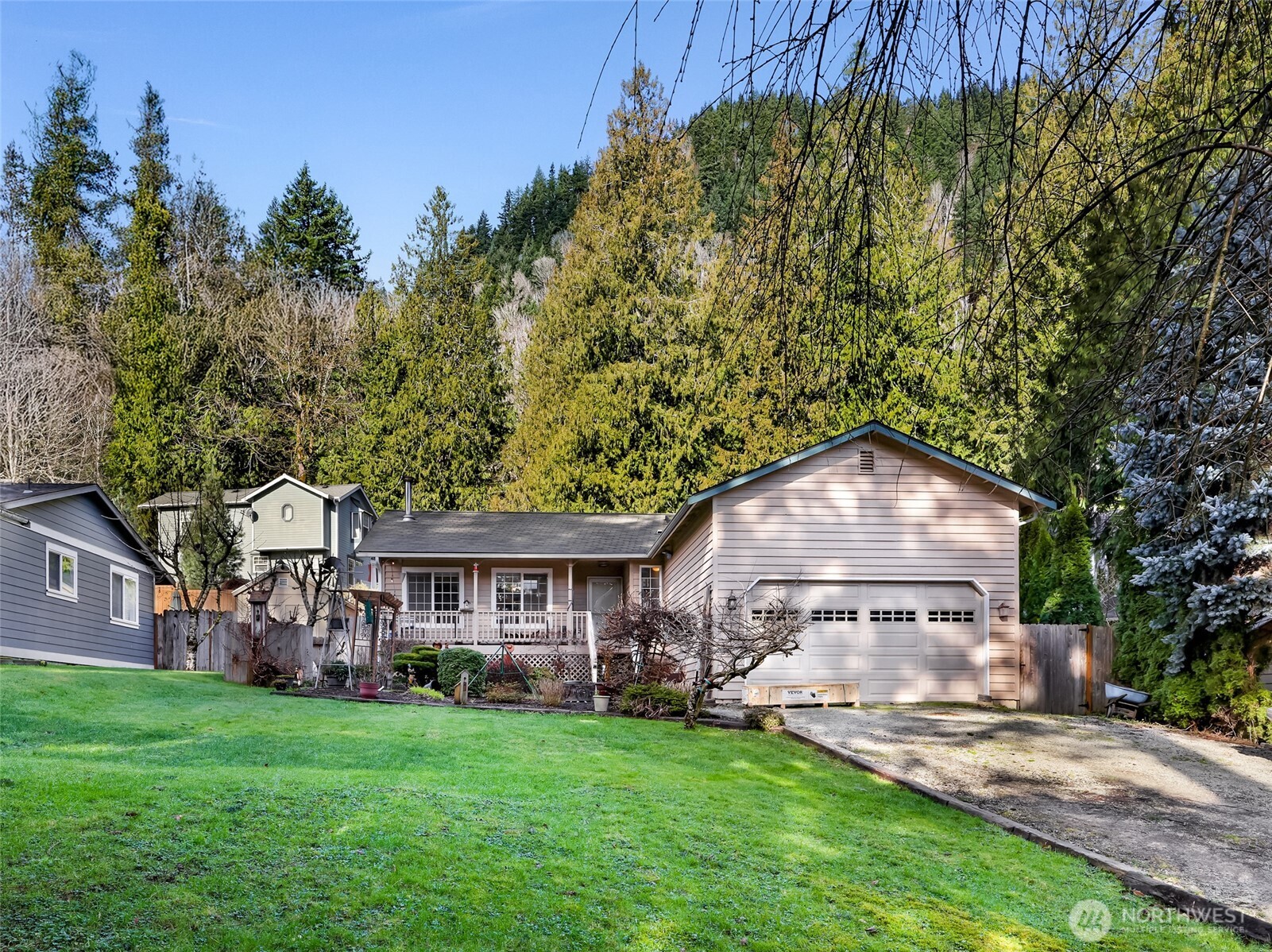 793 Summerset Way Sedro-Woolley, WA 98284 - Photo 23 of 34