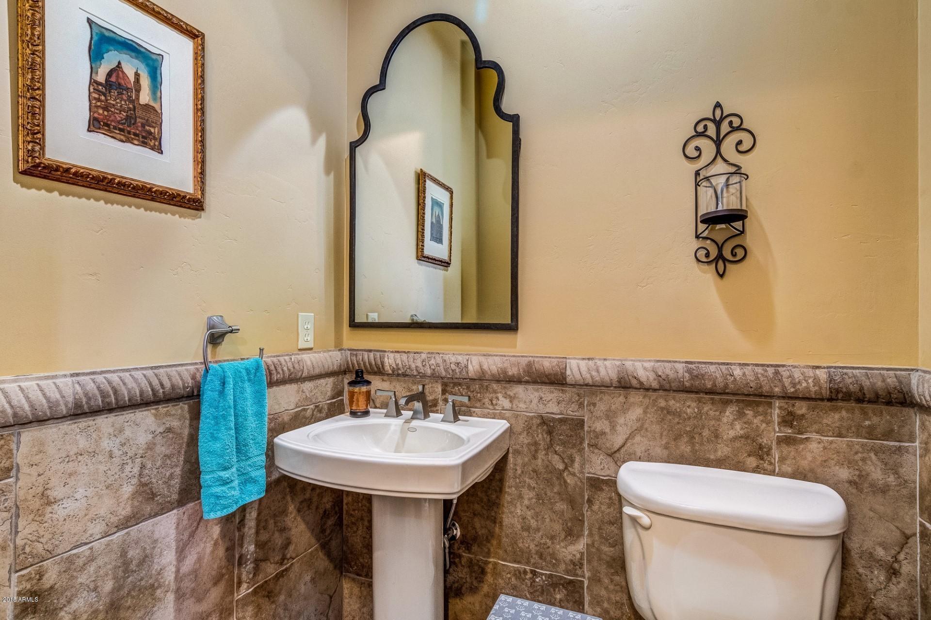 610 West Yearling Road Phoenix, AZ 85085 - Photo 30 of 38 Guest Bath