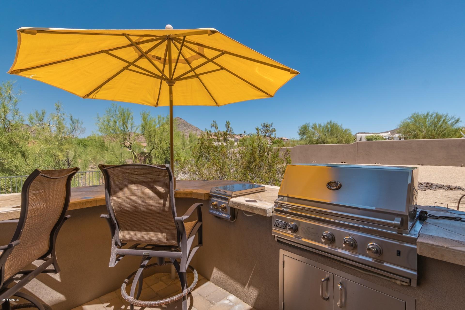 610 West Yearling Road Phoenix, AZ 85085 - Photo 9 of 38 Built-in BBQ
