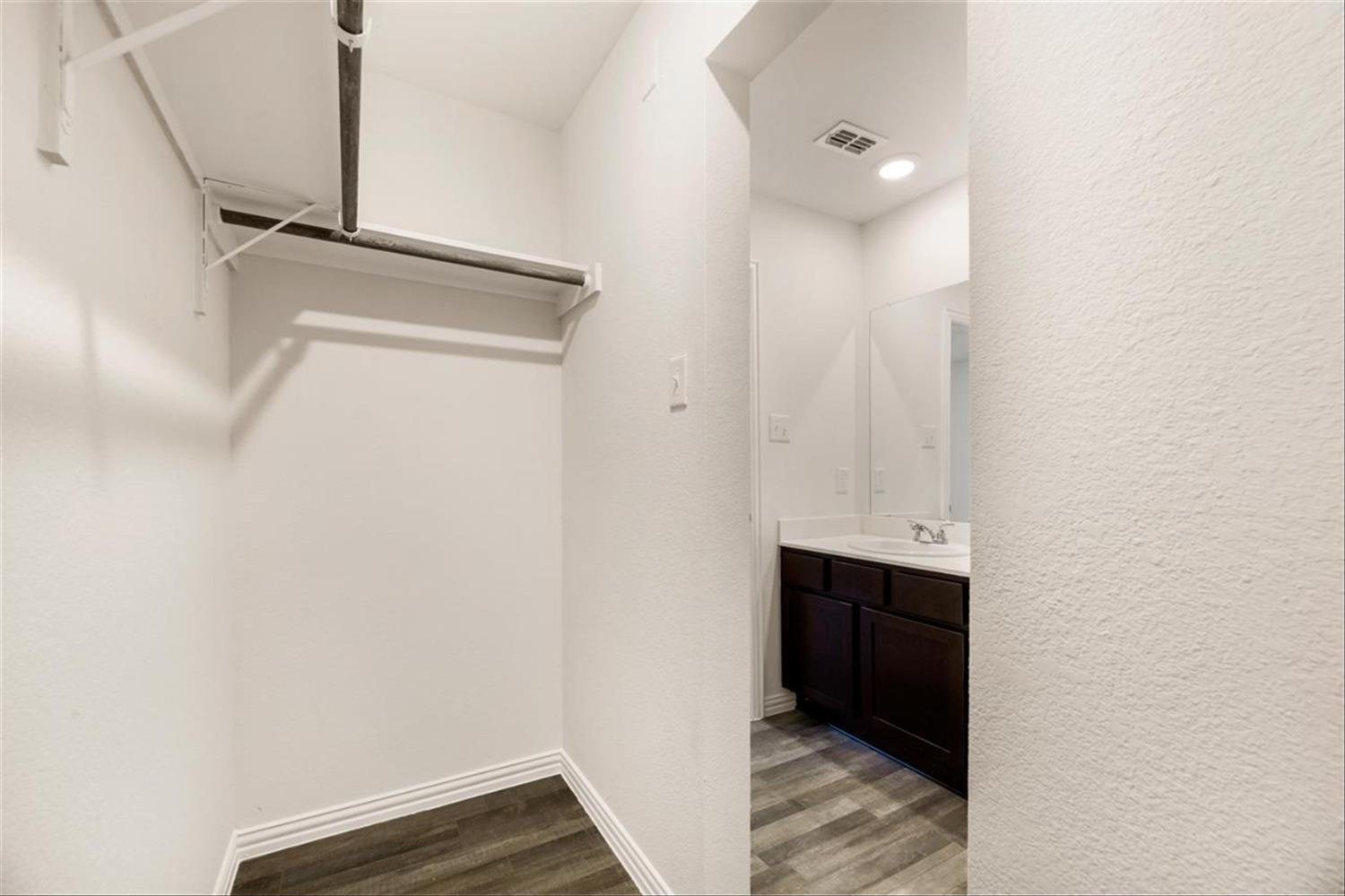 1714 East Cornell Street Lubbock, TX 79403 - Photo 13 of 28 Representative