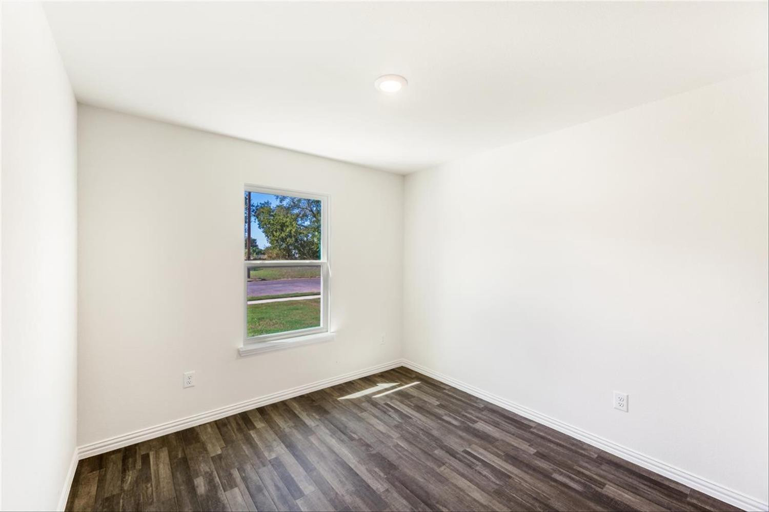 1714 East Cornell Street Lubbock, TX 79403 - Photo 14 of 28 Representative