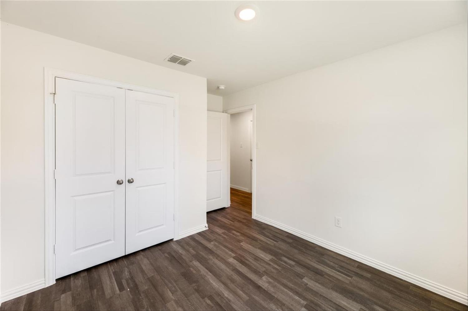 1714 East Cornell Street Lubbock, TX 79403 - Photo 15 of 28 Representative