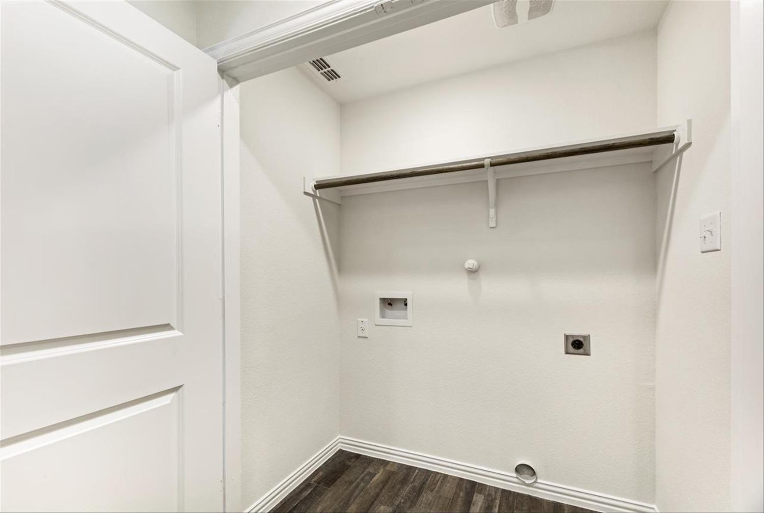 1714 East Cornell Street Lubbock, TX 79403 - Photo 18 of 28 Representative