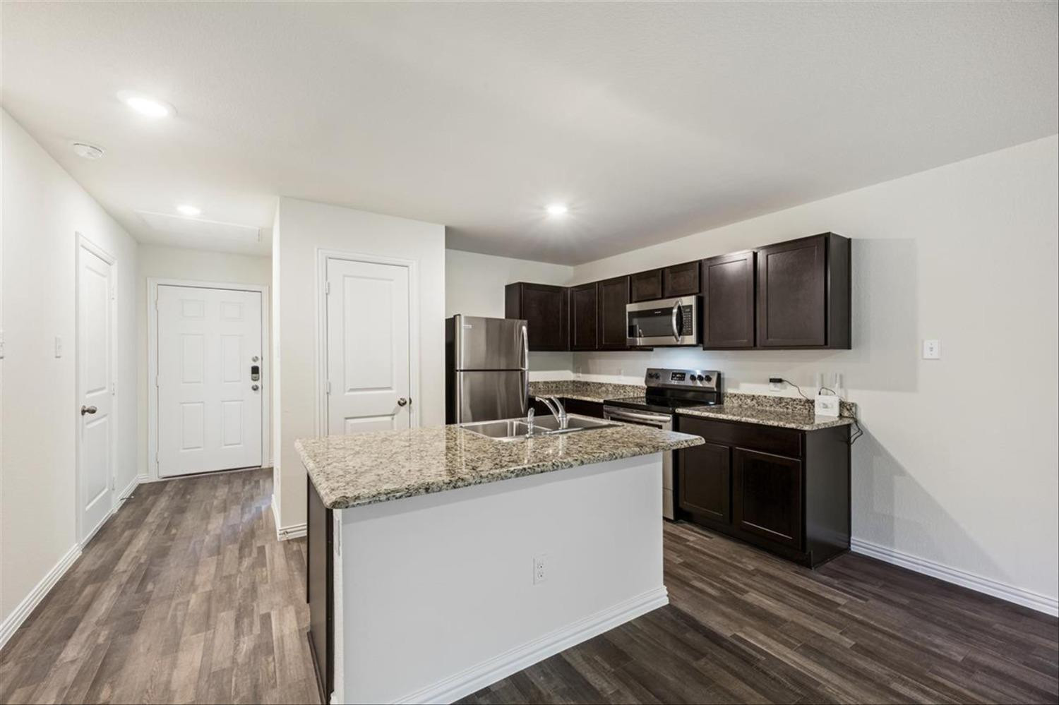 1714 East Cornell Street Lubbock, TX 79403 - Photo 2 of 28 Representative