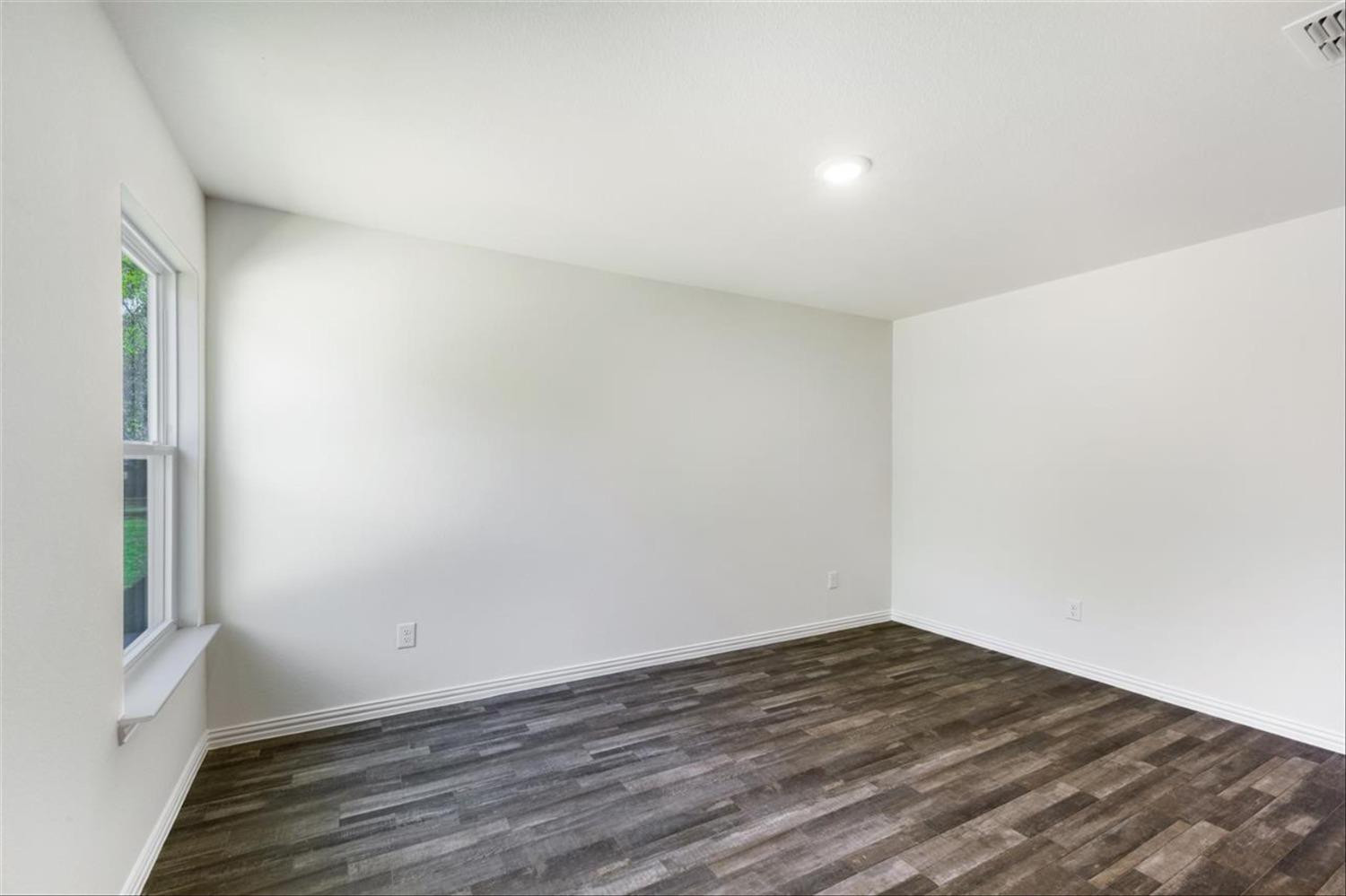 1714 East Cornell Street Lubbock, TX 79403 - Photo 9 of 28 Representative