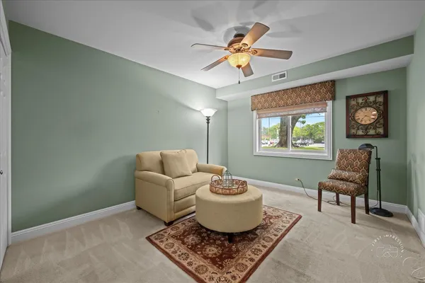 $315,000 | 1103 North Mill Street, Unit 111, Naperville, IL 60563
