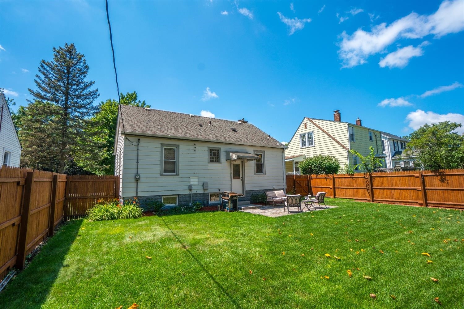 239 North Indiana Street Griffith, IN 46319 - Photo 9 of 10 1500x1000