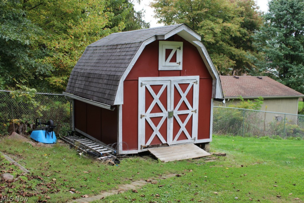 1630 Wooster Road West Barberton, OH 44203 - Photo 7 of 21 Shed/utility building