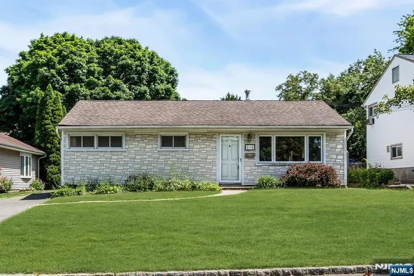 $475,000 | 218 Rockaway Avenue, Rockaway, NJ 07866