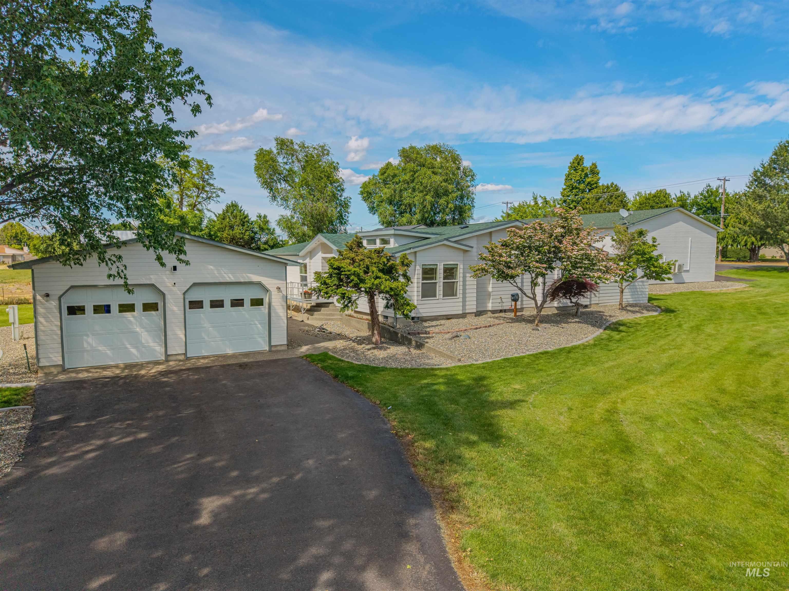 2039 Ripon Avenue Lewiston, ID 83501 - Photo 4 of 49