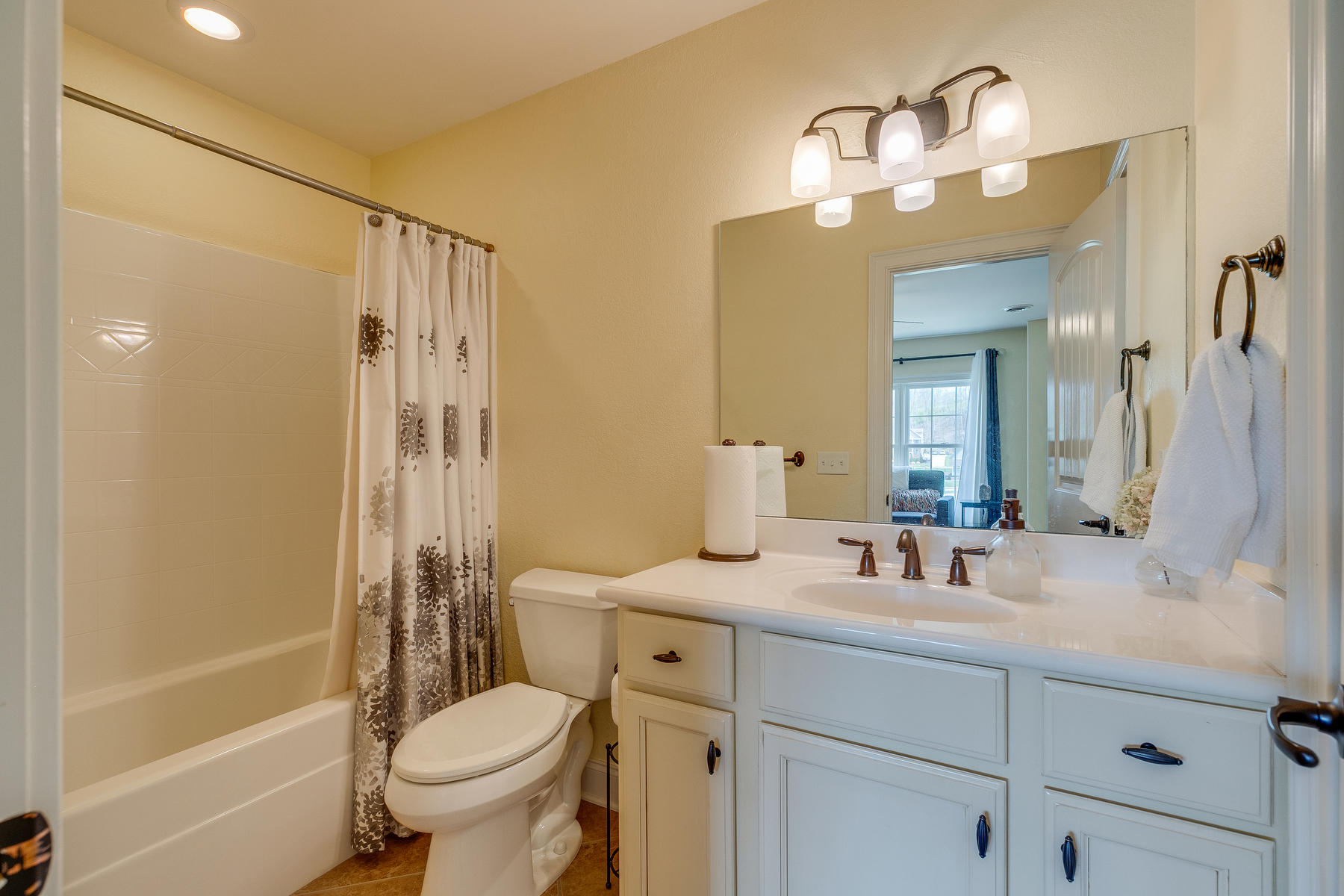 2760 Edinburgh Channel Road, Unit 2760 Kingsport, TN 37664 - Photo 37 of 61 037