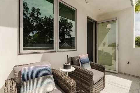 $3,300,000 | 664 Rosecrans Avenue, Manhattan Beach, CA 90266
