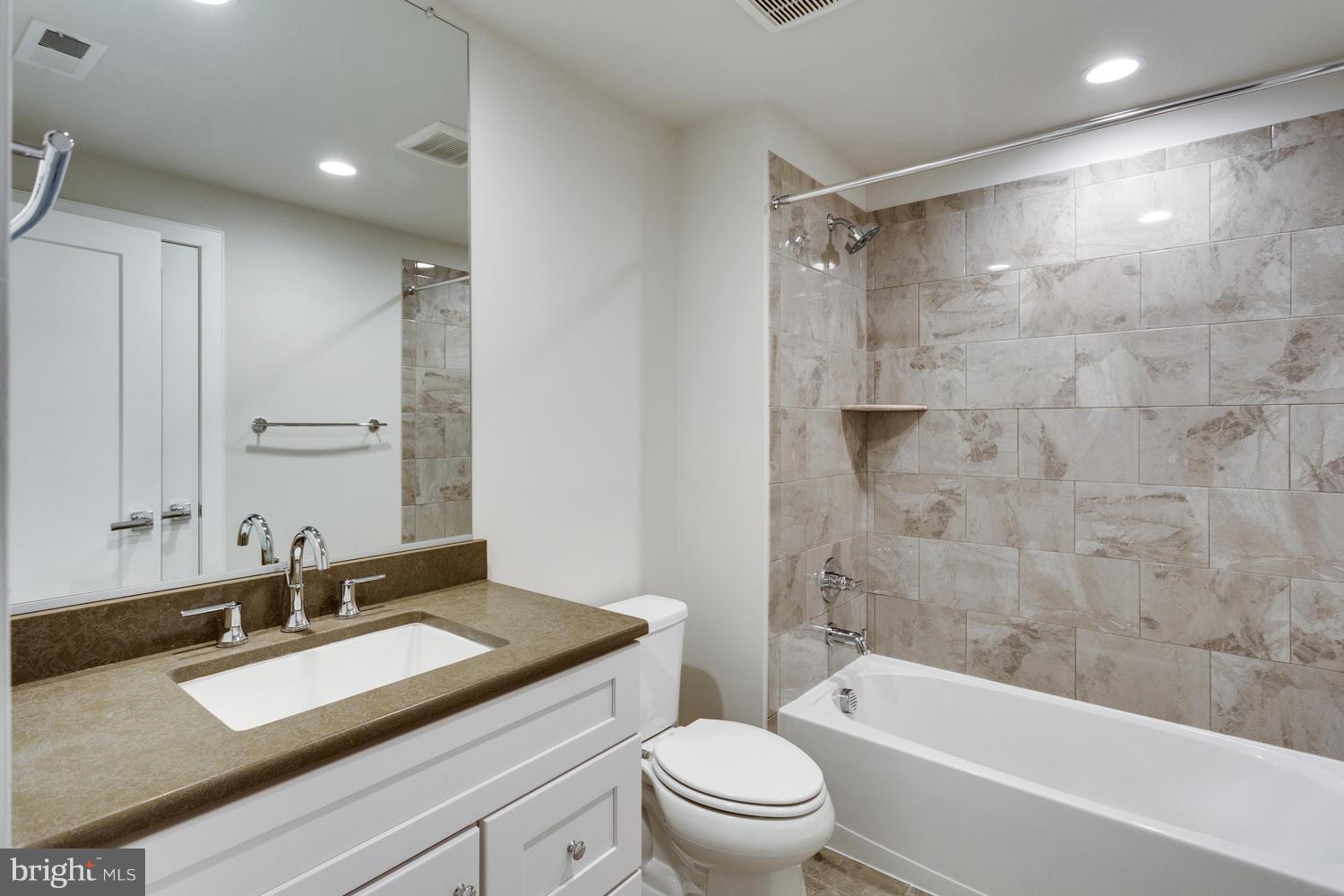 6229 Washington Boulevard Arlington, VA 22205 - Photo 27 of 29 Lower Level Bath