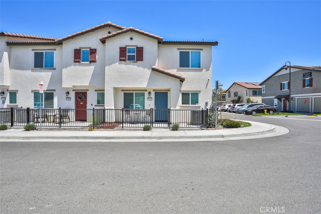 7419 Olive Grv Street Riverside, CA 92507 - Photo 1 of 51