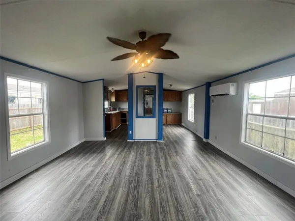 $108,500 | 2525 Oyster Creek Bend, Oyster Creek, TX 77541