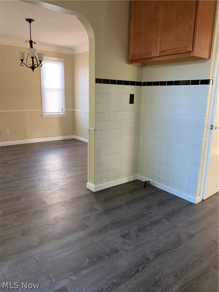 13129 Thraves Road Garfield Heights, OH 44125 - Photo 5 of 17