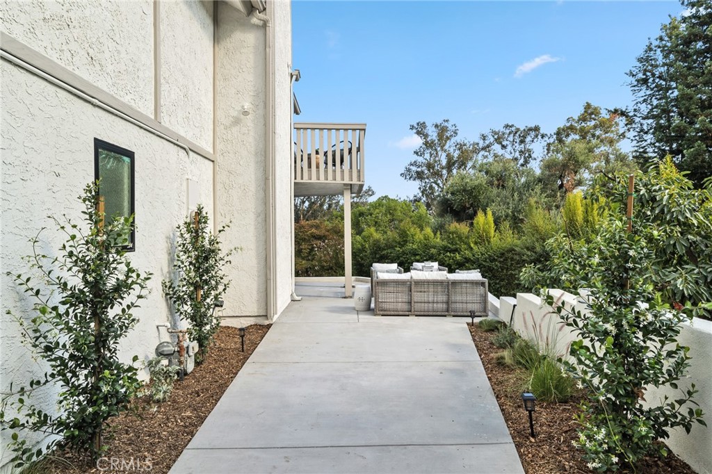 275 Fairview Road Ojai, CA 93023 - Photo 63 of 75
