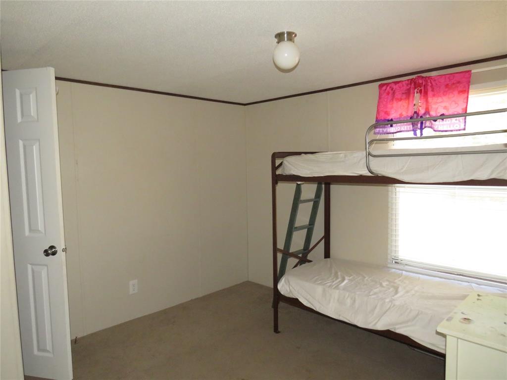 2191 Crockett Road Sanger, TX 76266 - Photo 12 of 24
