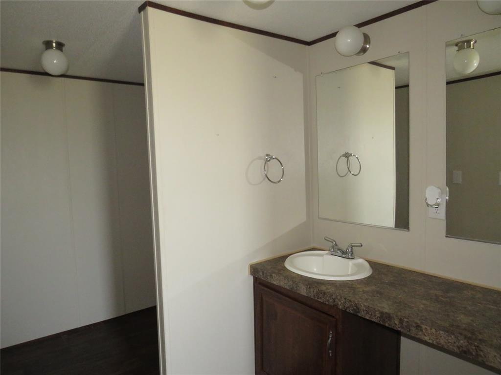 2191 Crockett Road Sanger, TX 76266 - Photo 21 of 24