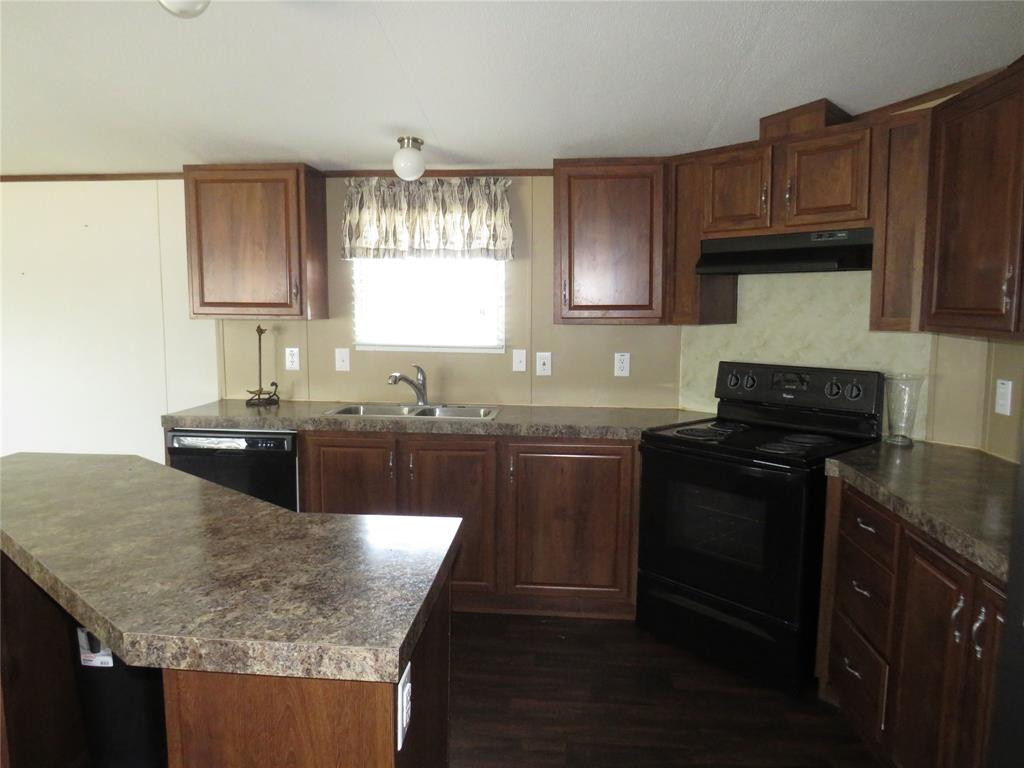 2191 Crockett Road Sanger, TX 76266 - Photo 8 of 24