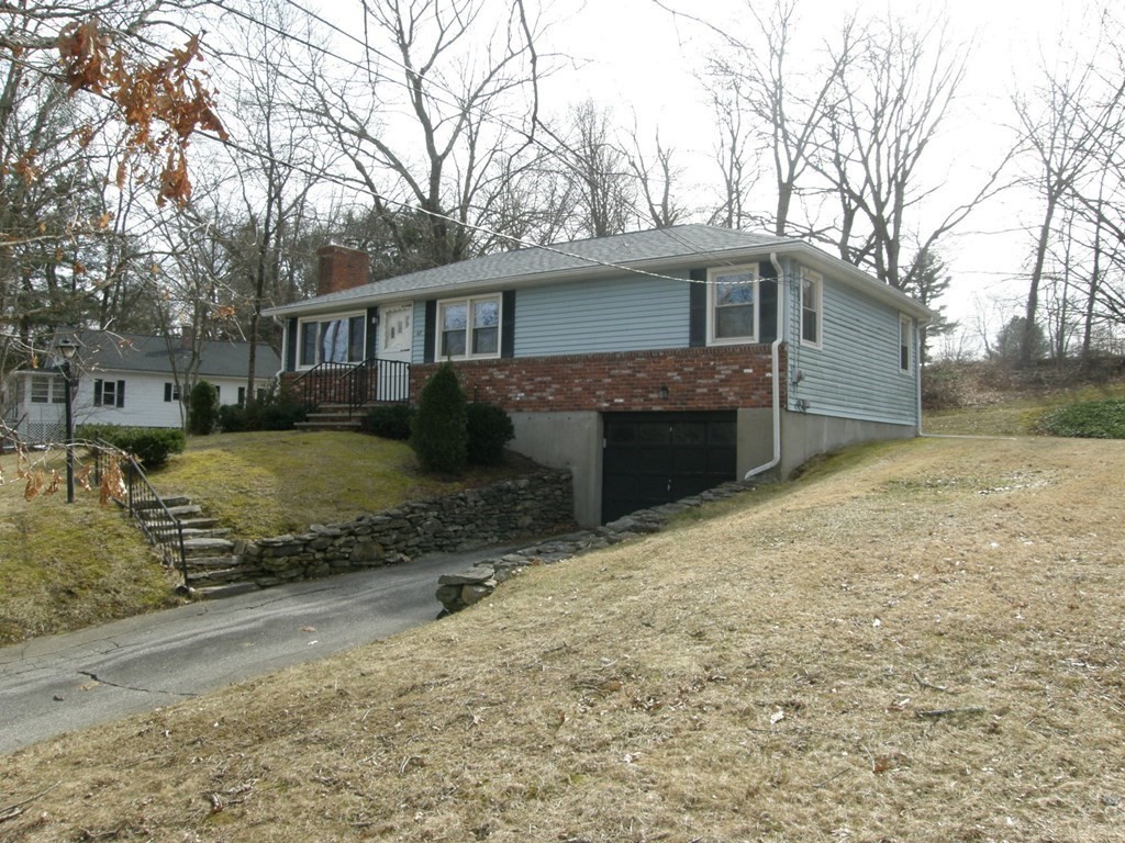 67 Southbridge Road Dudley, MA 01571 - Photo 1 of 37 Gallery Image 1