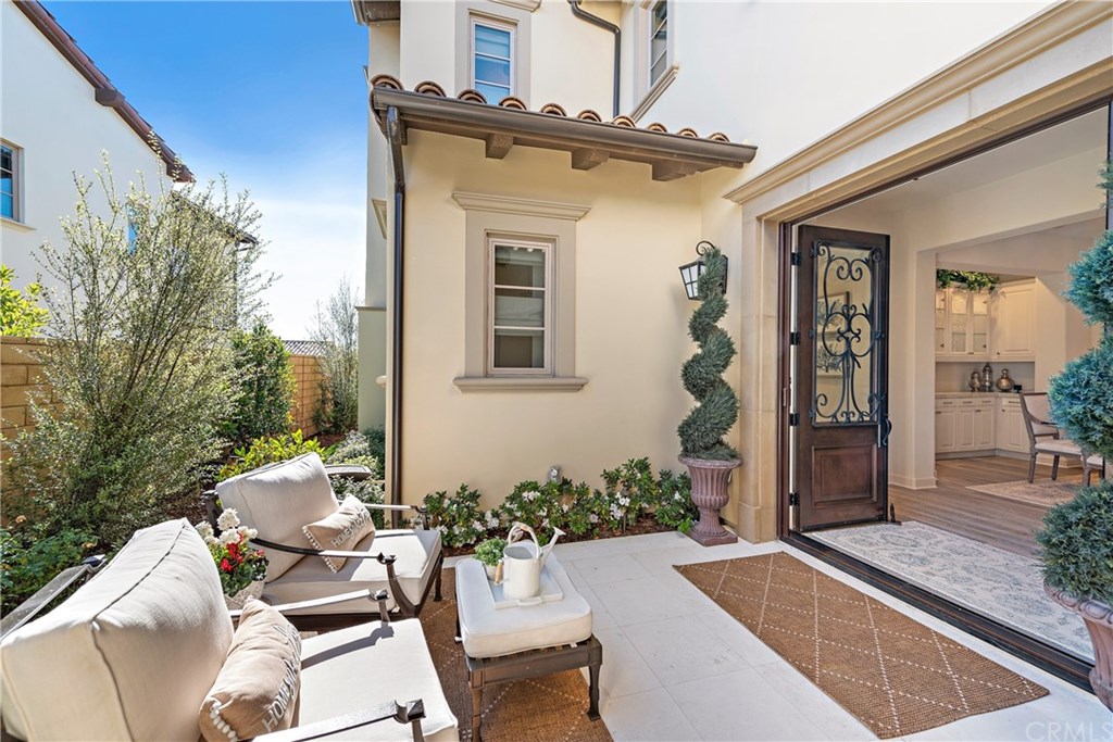 210 Via Pamplona San Clemente, CA 92672 - Photo 13 of 73