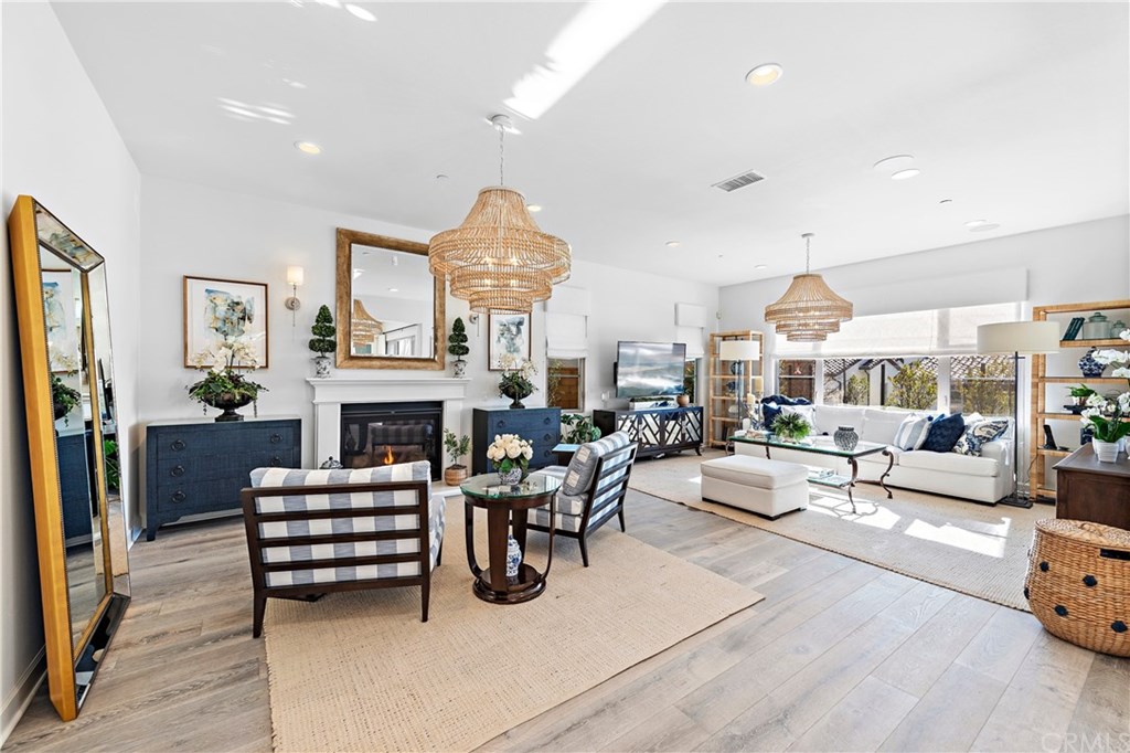 210 Via Pamplona San Clemente, CA 92672 - Photo 4 of 73