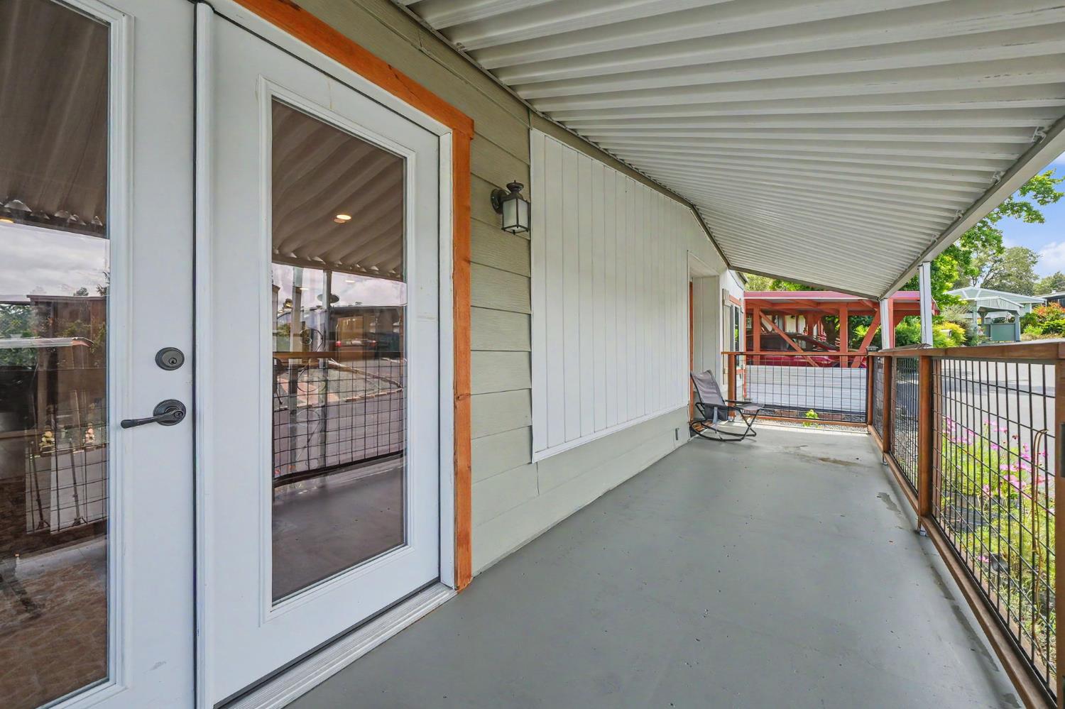 150 Clinton Road, Unit 7 Jackson, CA 95642 - Photo 37 of 42 Covered front porch