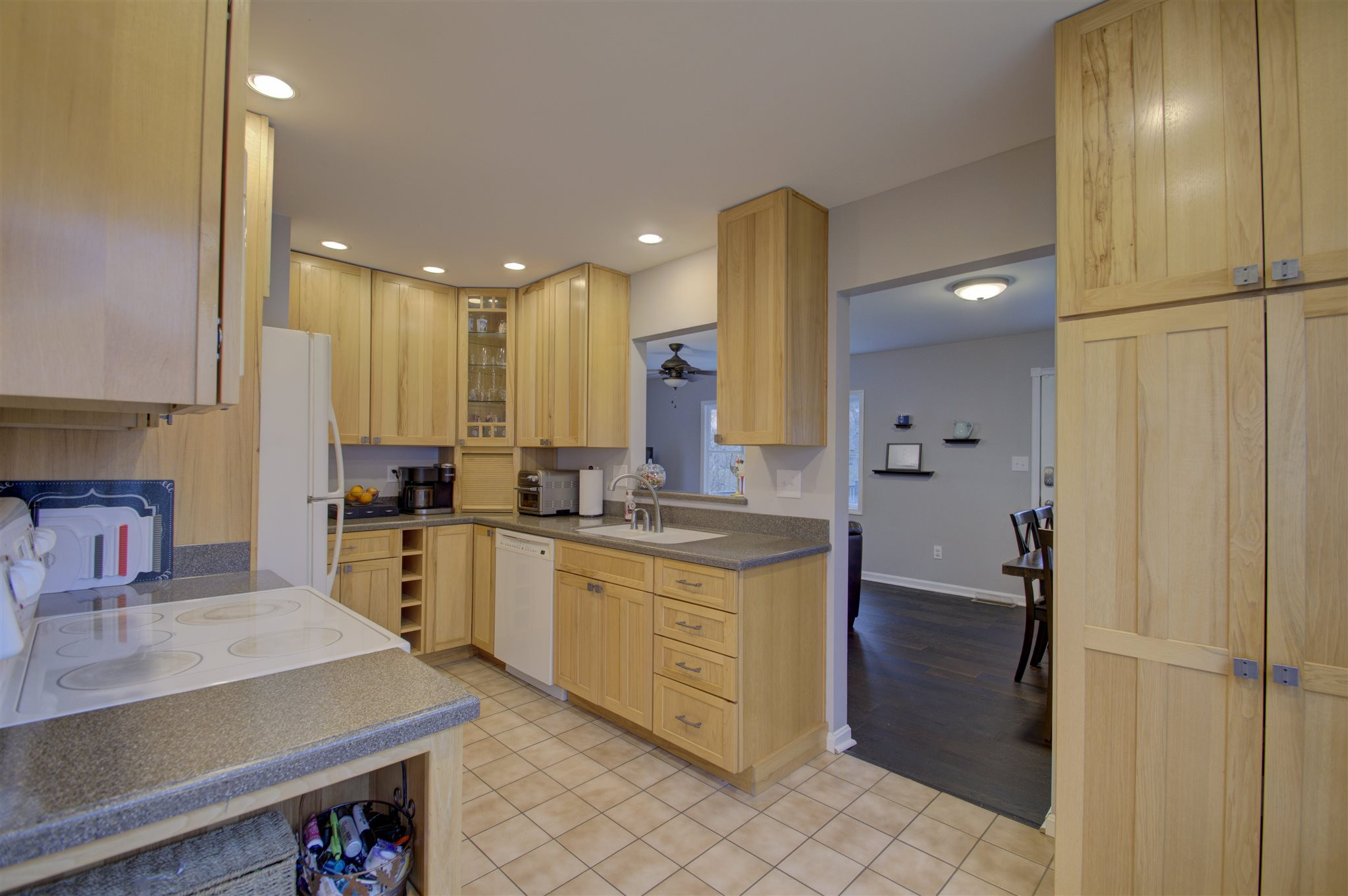 152 Pleasant Ridge Avenue Fort Mitchell, KY 41017 - Photo 14 of 33 Gallery Image 14