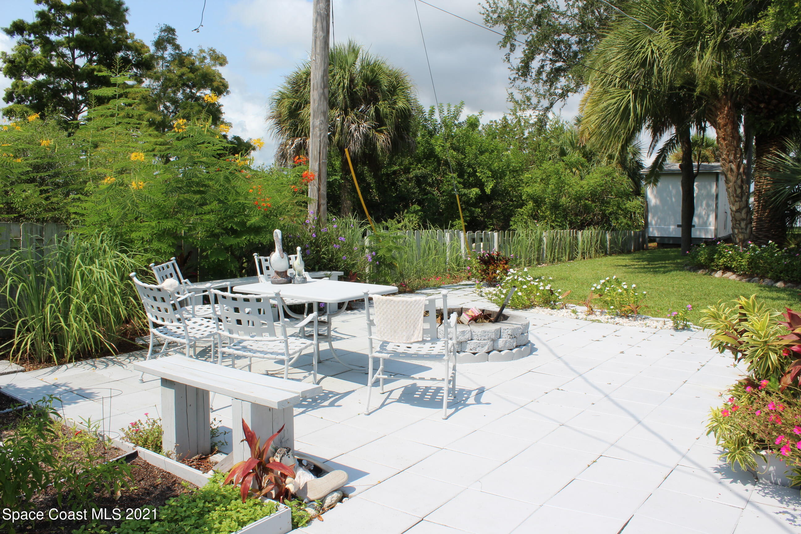 1775 Via Roma Merritt Island, FL 32952 - Photo 29 of 41 Firepit
