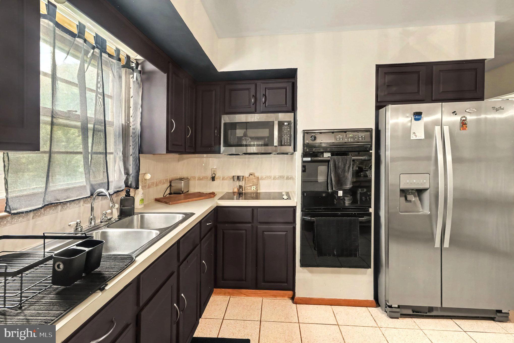 5 East Ring Factory Road Bel Air, MD 21014 - Photo 5 of 19 Upgraded kitchen