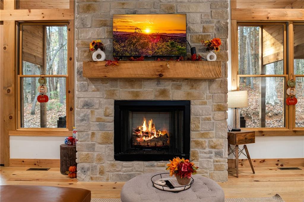 649 Lee’s Ride McCaysville, GA 30555 - Photo 15 of 35