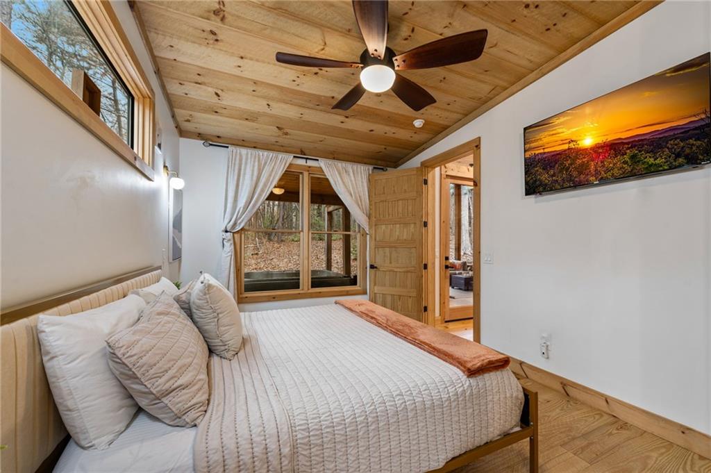 649 Lee’s Ride McCaysville, GA 30555 - Photo 25 of 35