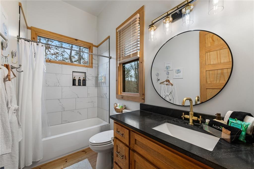 649 Lee’s Ride McCaysville, GA 30555 - Photo 26 of 35