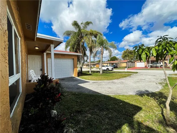 $3,100 | 11420 Northwest 35th Street, Sunrise, FL 33323