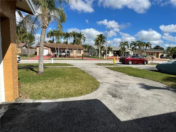 $3,100 | 11420 Northwest 35th Street, Sunrise, FL 33323