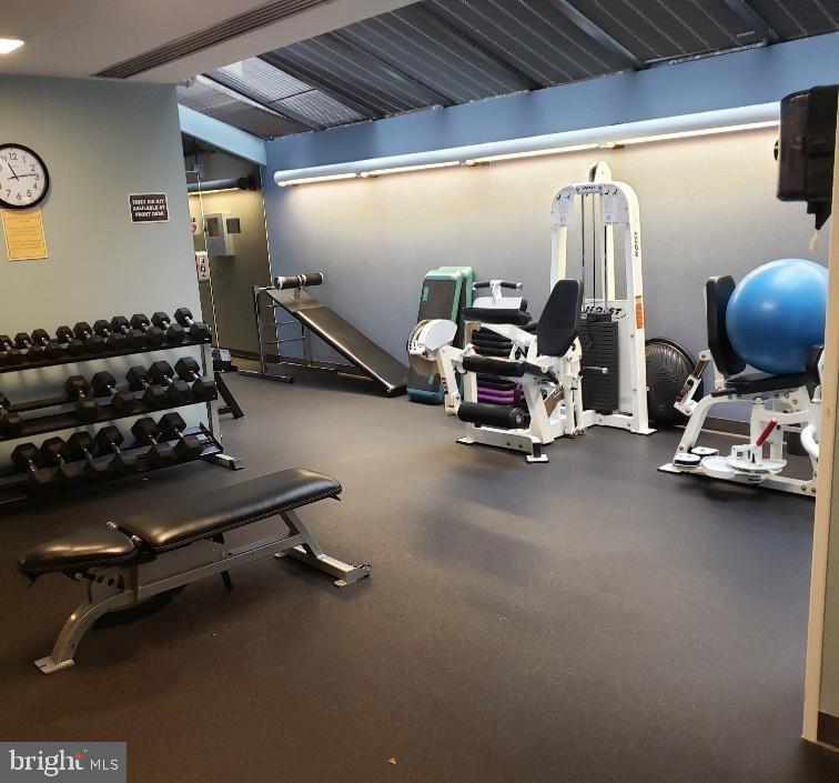 1530 Key Boulevard, Unit 1319 Arlington, VA 22209 - Photo 26 of 30 a view of a room with gym equipment