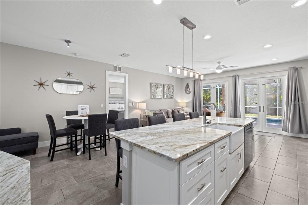 279 Avalon Road Venice, FL 34293 - Photo 18 of 32 Gallery Image 18