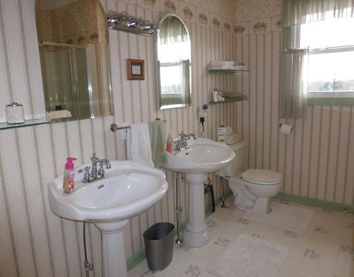 21 Diesel Shop Road Hermon, ME 04401 - Photo 22 of 25 Bathroom.