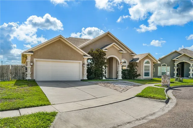 $399,900 | 3610 Silver Lake, Robstown, TX 78380