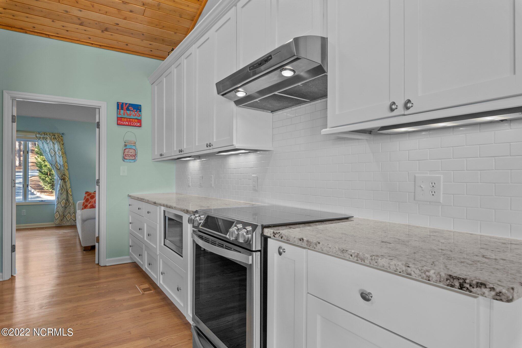 143 Vanore Road West End, NC 27376 - Photo 37 of 51 39-web-or-mls-IMG_8522