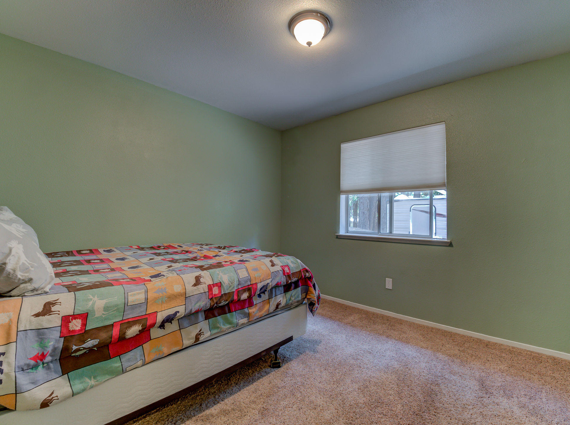 8169 Starlite Pines Road Shingletown, CA 96088 - Photo 12 of 28 8169StarlightPinesInt_064_5_6-Edit
