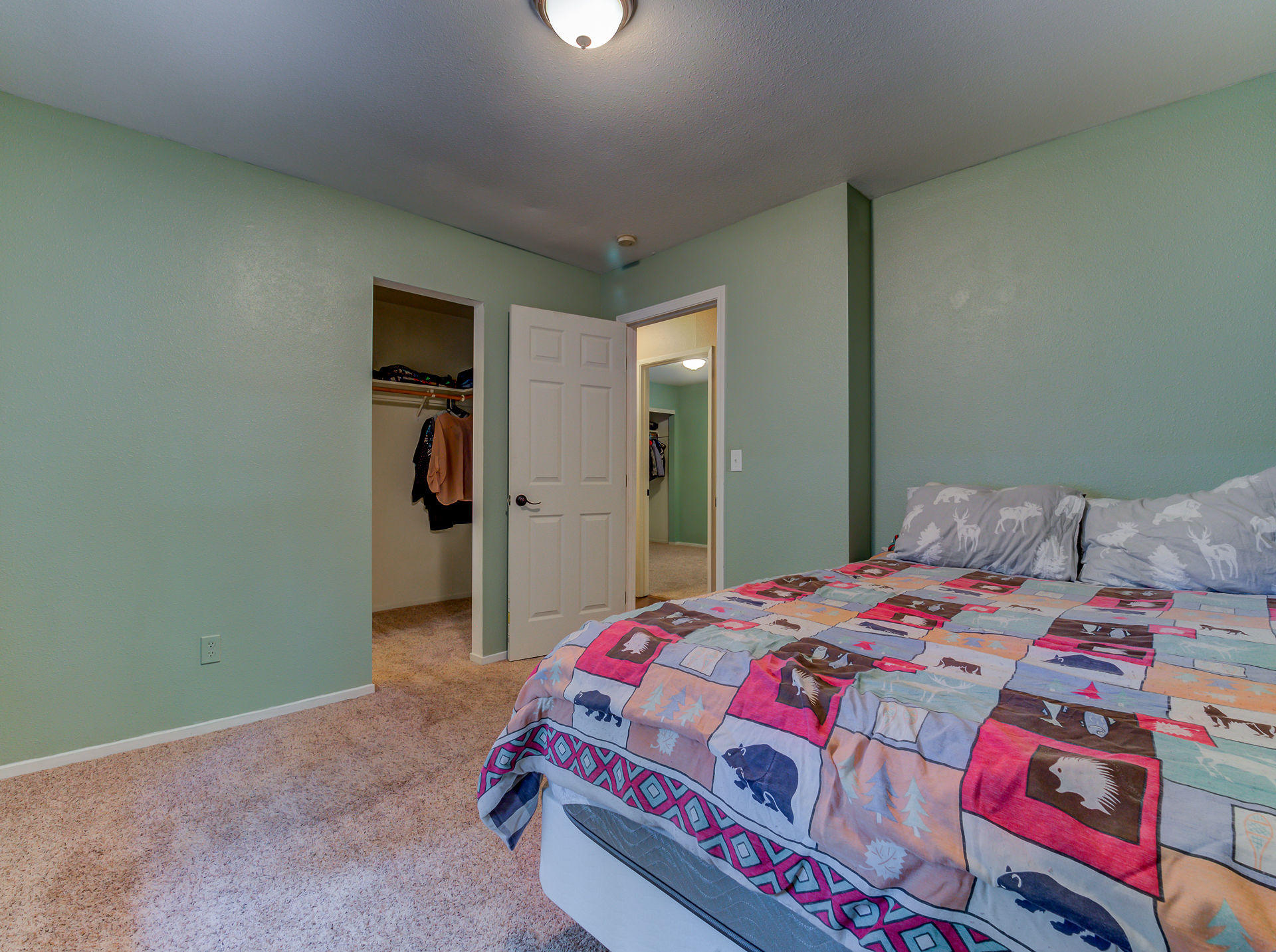 8169 Starlite Pines Road Shingletown, CA 96088 - Photo 13 of 28 8169StarlightPinesInt_067_8_9