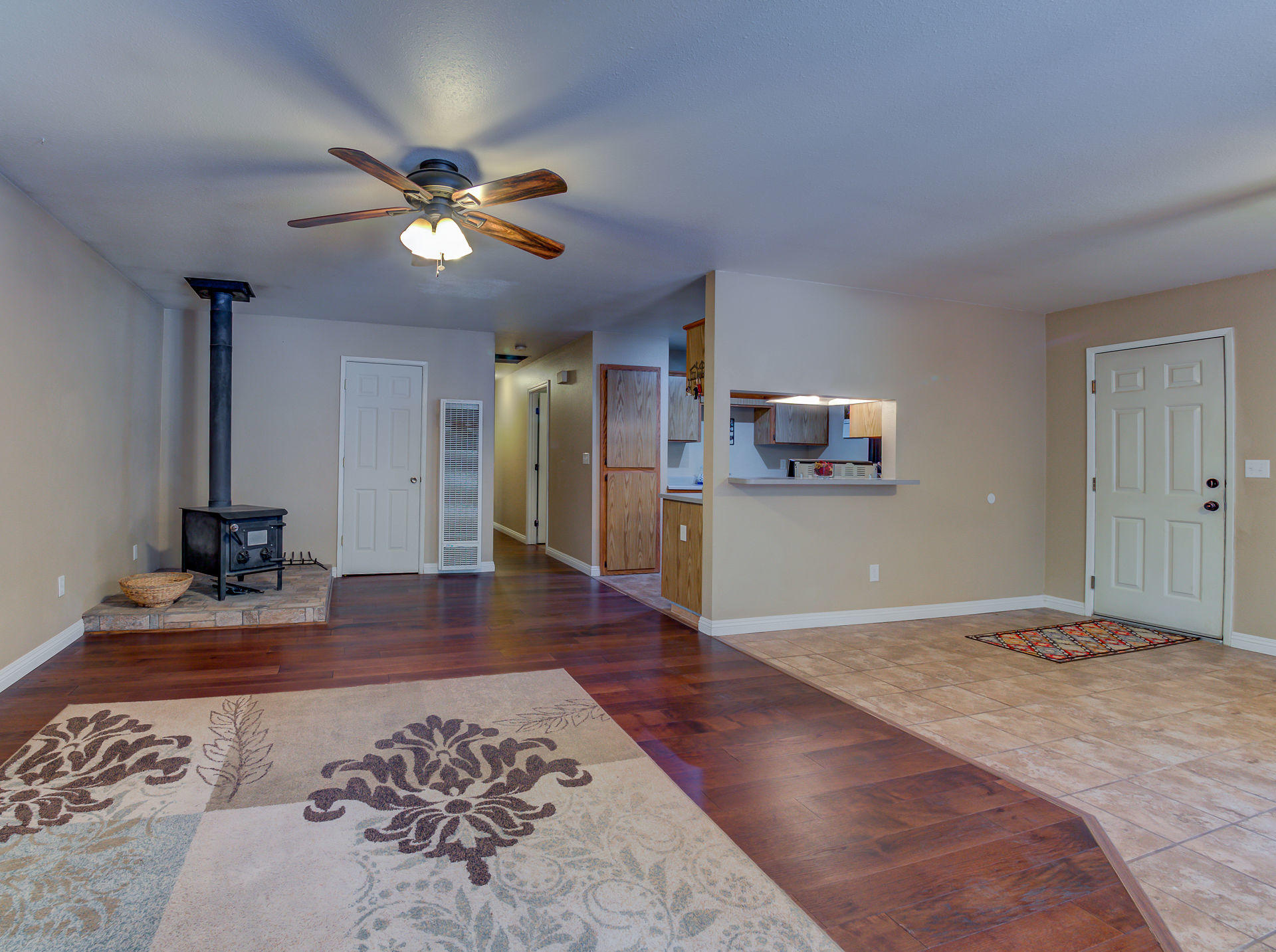 8169 Starlite Pines Road Shingletown, CA 96088 - Photo 4 of 28 8169StarlightPinesInt_007_8_9