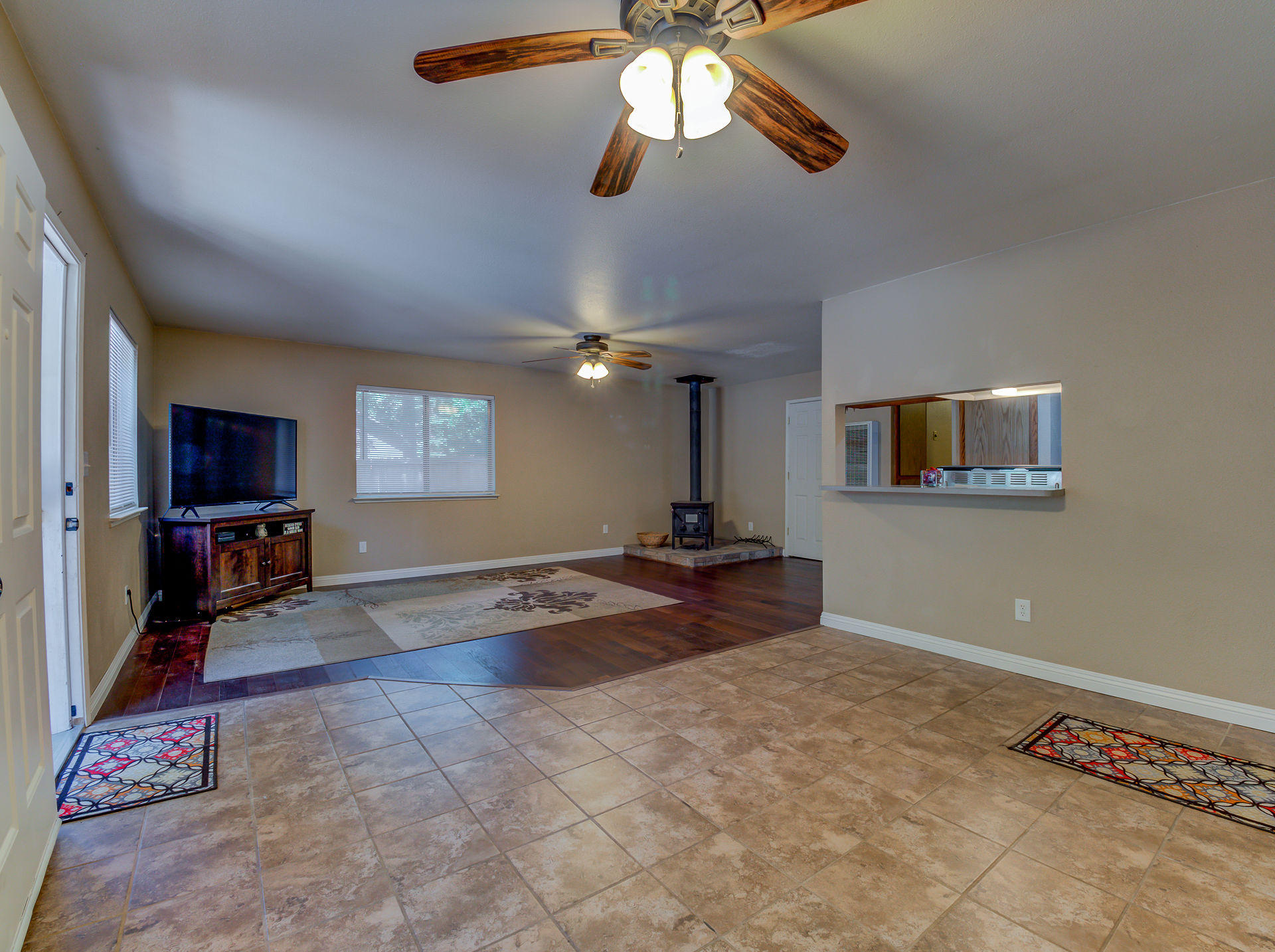 8169 Starlite Pines Road Shingletown, CA 96088 - Photo 7 of 28 8169StarlightPinesInt_001_2_3