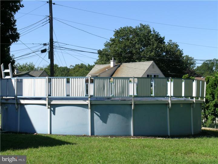 23 June Road Levittown, PA 19056 - Photo 20 of 23 Pool